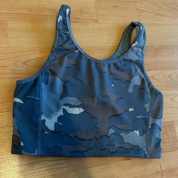 Camo Gym Crop - Picture 1 of 2